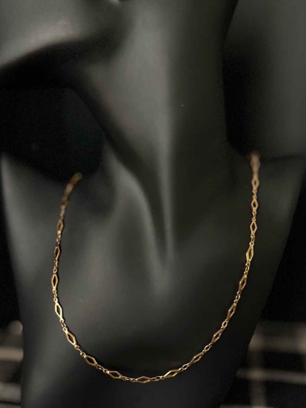 Plunder Jewelry - Gold Link Chain Necklace - Elegant Women's Jewelry